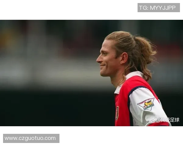 《从一战成名到绿茵场传奇：那位改变足球历史的战士》